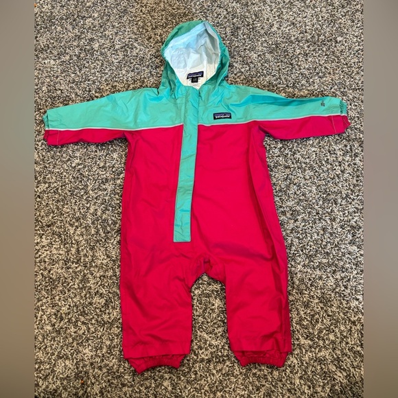 Patagonia Baby Torrentshell H2NO 3-6 Months Rain Suit Pink Green 1 Piece Suit - Picture 1 of 3